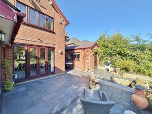 Photo 34- click for photo gallery